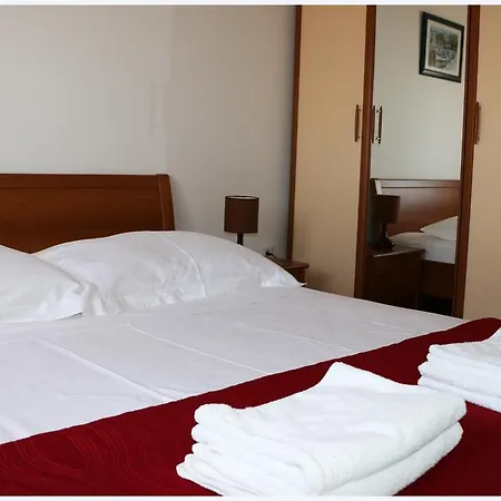 Rupe Apartment Primosten